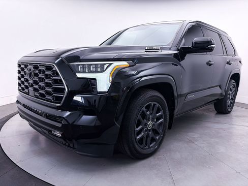 Used 2024 Toyota Sequoia Platinum AWD/4WD image 13