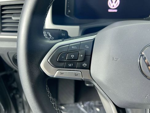 Used 2022 Volkswagen Atlas SE image 16