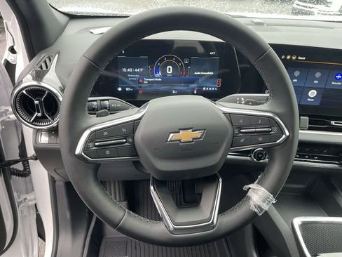 New 2026 Chevrolet Equinox LT w/ Safety and Technology Package image 14