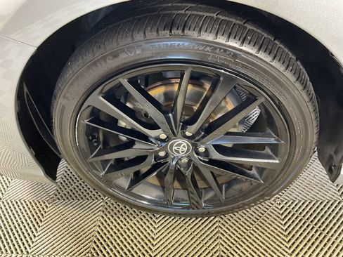 Used 2024 Toyota Camry XSE image 5