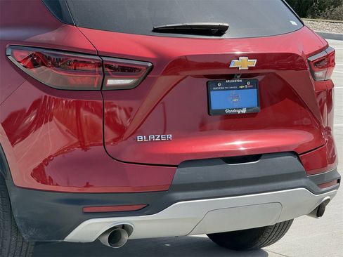 Certified 2024 Chevrolet Blazer LT w/ Convenience Package image 6