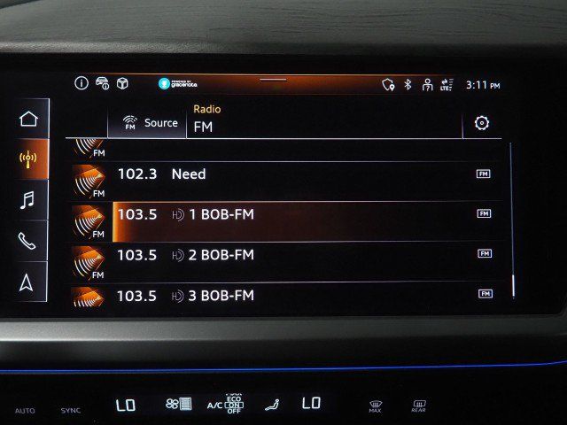 Used 2023 Audi Q4 e-tron Premium Plus w/ Premium Plus RWD image 30