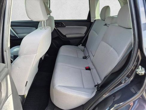 Used 2018 Subaru Forester 2.5i Premium AWD/4WD image 18