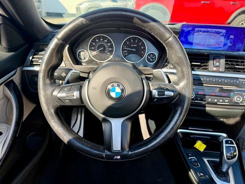 Used 2015 BMW 428i xDrive Convertible AWD/4WD image 18