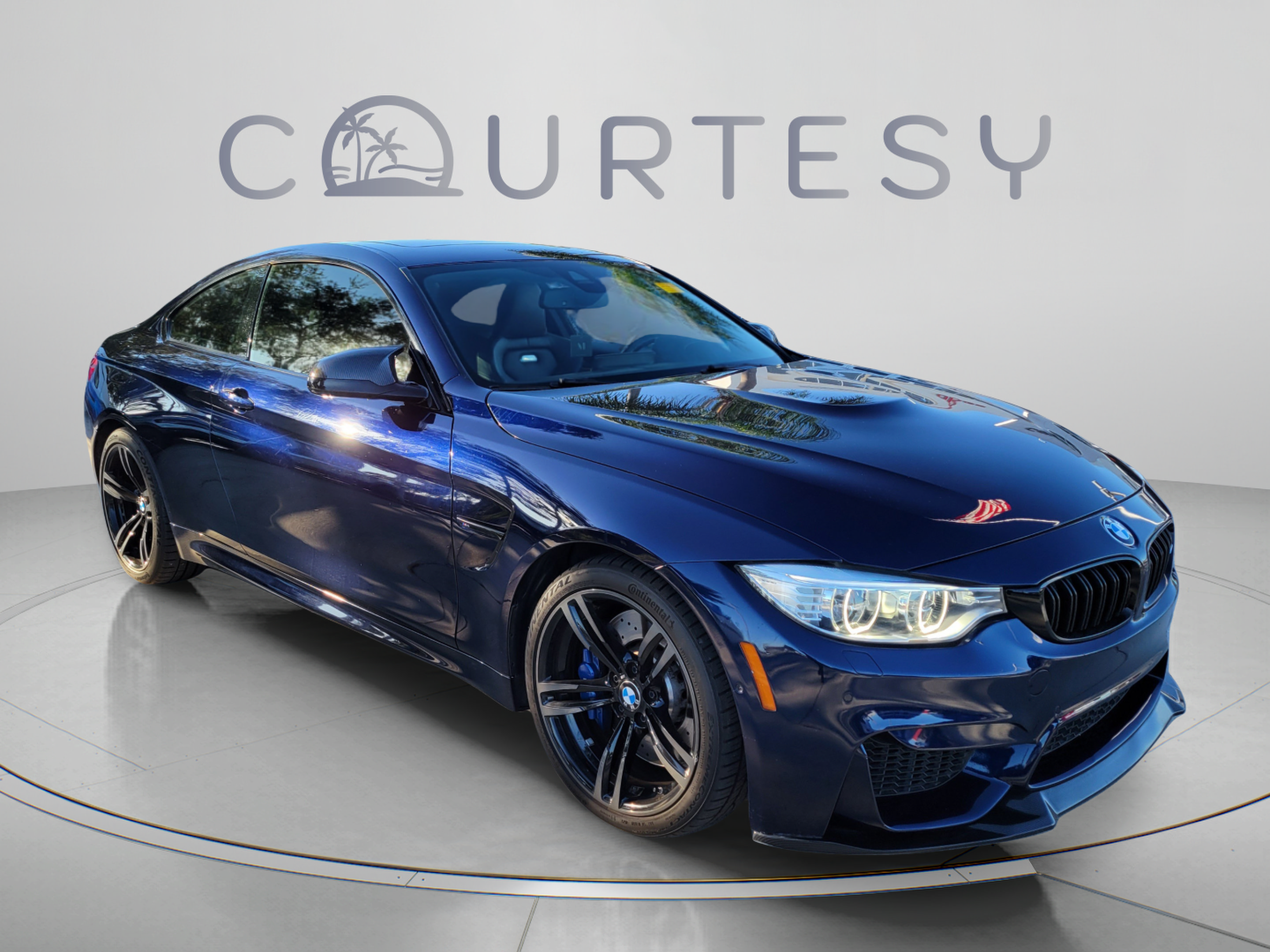 Used 2016 BMW M4 Coupe RWD image 4