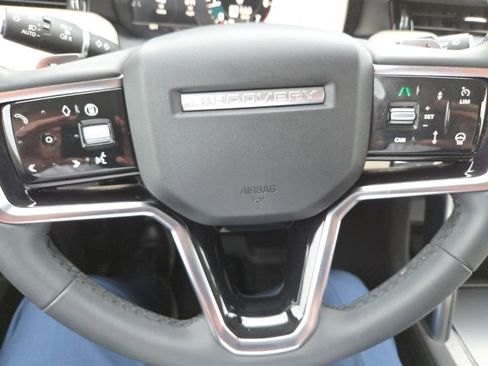 Used 2025 Land Rover Discovery Sport S AWD/4WD image 17