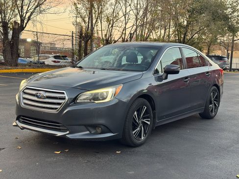 Used 2017 Subaru Legacy 2.5i Premium image 4