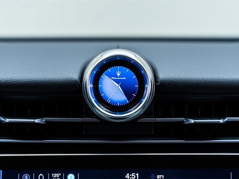 New 2024 Maserati Grecale GT image 37