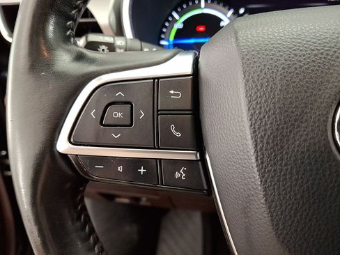 Used 2020 Toyota Highlander Platinum AWD/4WD image 9