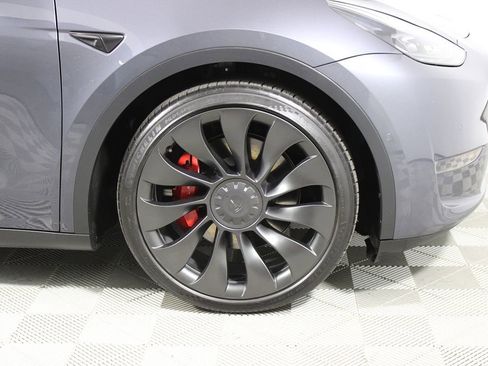Used 2022 Tesla Model Y Performance image 33