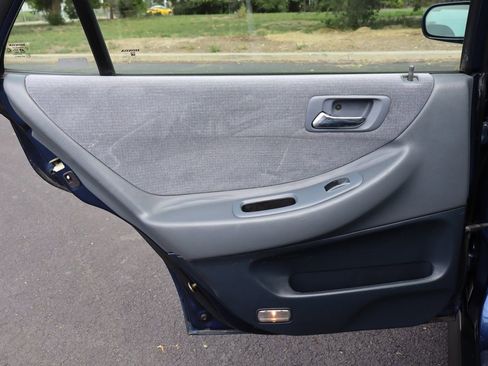 Used 2001 Honda Accord LX image 24