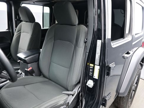 Used 2021 Jeep Wrangler Unlimited Sport image 10