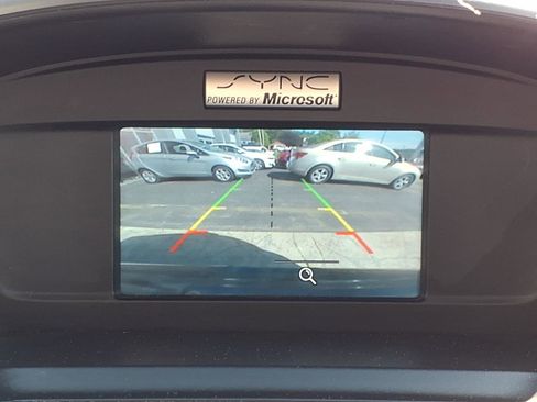 Used 2015 Ford Escape SE AWD/4WD image 14