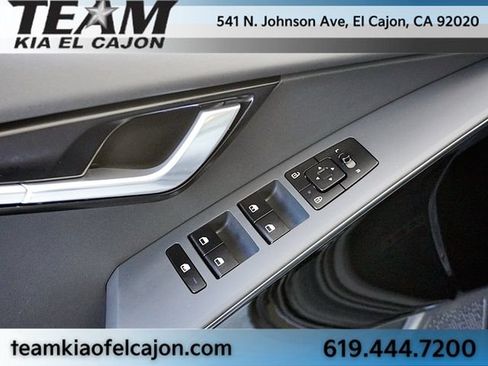 Certified 2024 Kia Niro EX FWD image 23