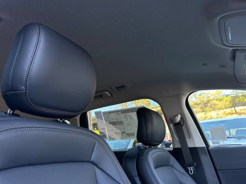 New 2026 Lincoln Nautilus Premier AWD/4WD image 16