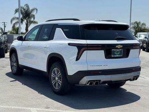 Certified 2025 Chevrolet Traverse LT AWD/4WD image 3