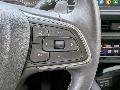 Used 2022 Buick Envision Essence w/ Technology Package I FWD image 29