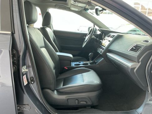 Used 2015 Subaru Outback 3.6R Limited AWD/4WD image 32