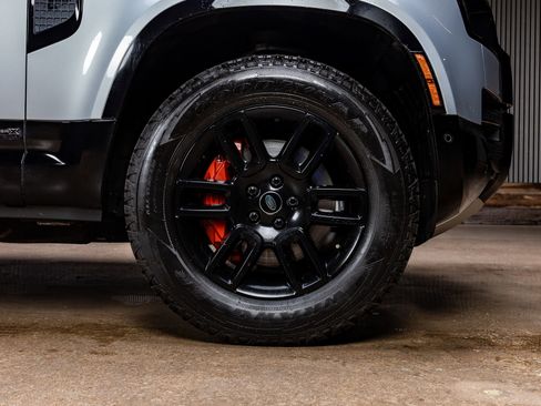 Used 2023 Land Rover Defender 110 X image 11