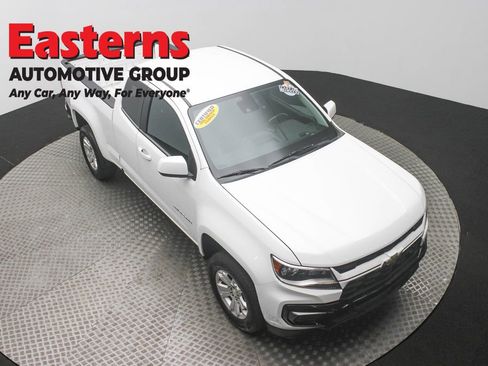 Used 2022 Chevrolet Colorado LT w/ Fleet Safety Package image 3