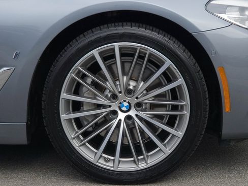 Used 2018 BMW 530e image 9