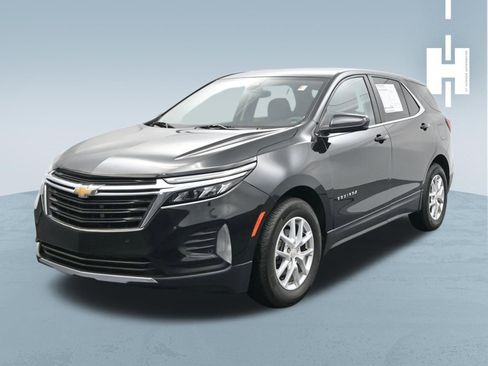 Used 2023 Chevrolet Equinox LT image 1
