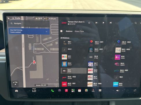 Used 2024 Tesla Model X AWD/4WD image 23