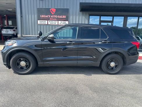 Used 2021 Ford Explorer 4WD Police Interceptor image 2