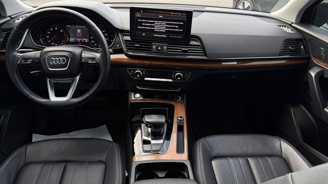 Used 2023 Audi Q5 2.0T Premium w/ Convenience Package AWD/4WD image 33