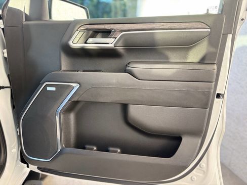 Used 2022 Chevrolet Silverado 1500 LTZ w/ Technology Package image 25