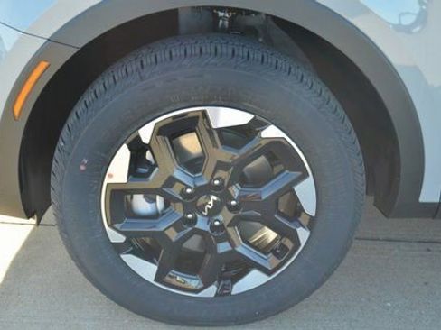 New 2026 Kia Sorento S w/ S Panoramic Sunroof Package image 12