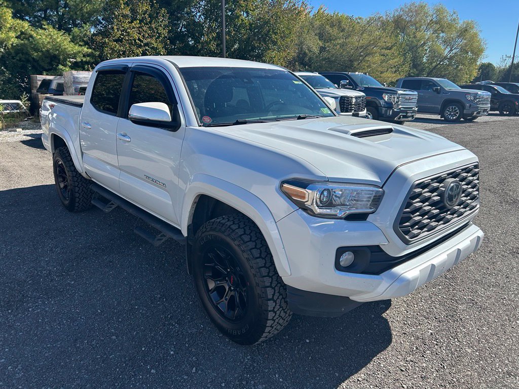 Used 2021 Toyota Tacoma TRD Sport AWD/4WD image 16