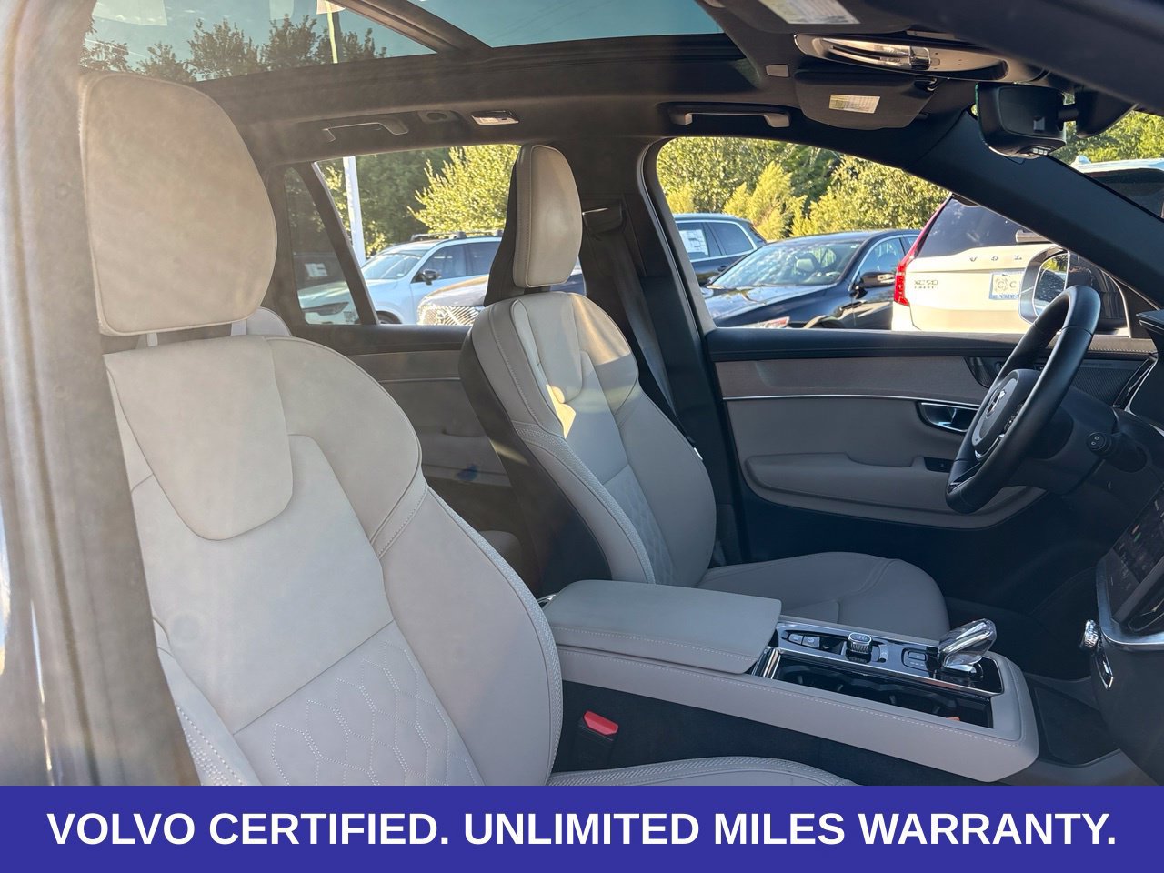 Certified 2026 Volvo XC90 B6 Plus w/ Protection Package Premier AWD/4WD image 15