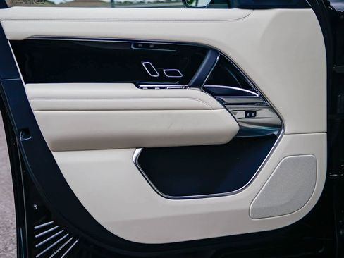 New 2026 Land Rover Range Rover SE AWD/4WD image 21