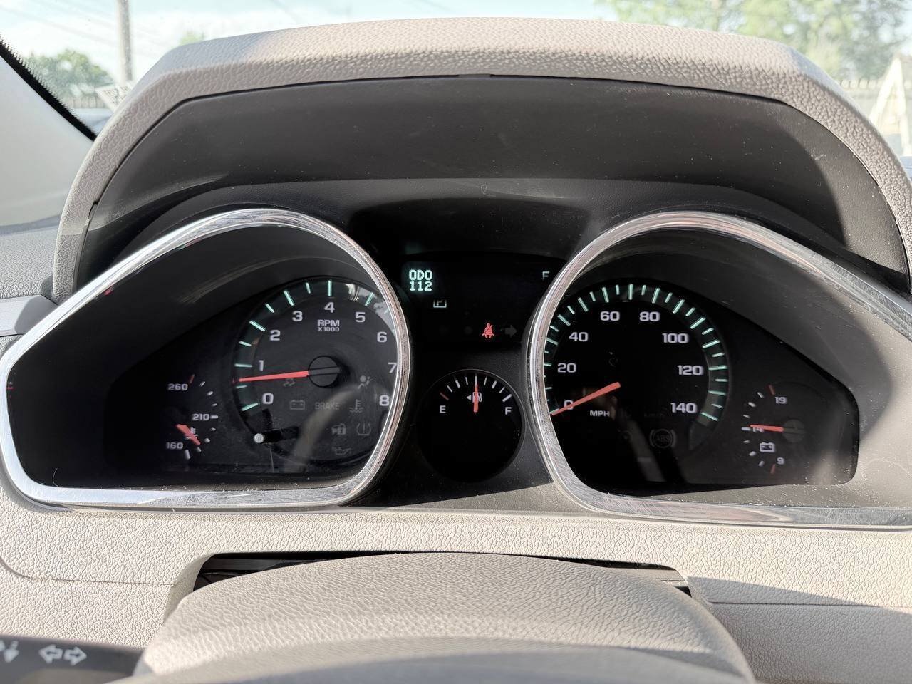 Used 2011 Chevrolet Traverse LS FWD image 28