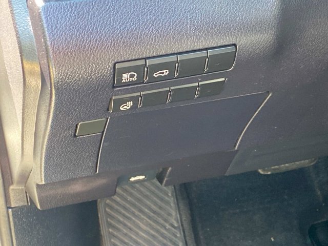 Used 2018 Lexus RX 350 FWD w/ Premium Package image 16