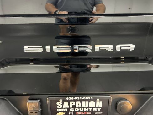 Used 2024 GMC Sierra 1500 SLT w/ SLT Premium Plus Package image 98