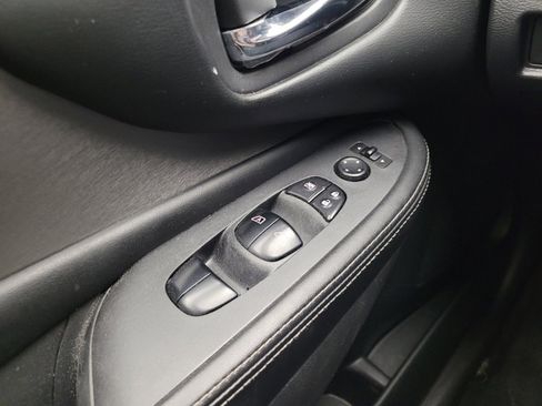 Used 2019 Nissan Murano SV image 27