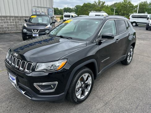 Used 2019 Jeep Compass Limited AWD/4WD image 7