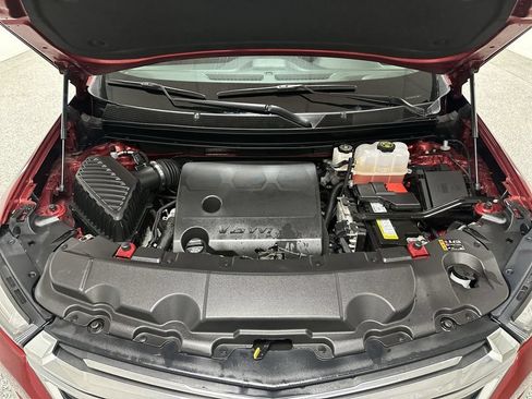 Used 2023 Chevrolet Traverse LT w/ LPO, Floor Liner Package AWD/4WD image 16