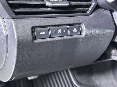 Used 2025 Nissan Altima 2.5 SV FWD image 18
