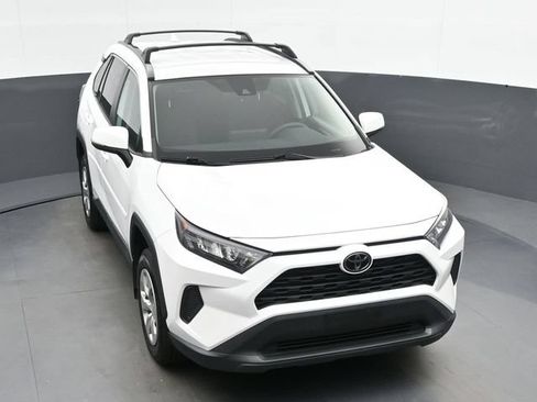 Used 2021 Toyota RAV4 LE w/ Carpet Mat Package (TMS) AWD/4WD image 40