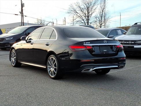 Used 2022 Mercedes-Benz E 350 4MATIC Sedan image 3