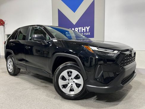 Used 2025 Toyota RAV4 LE image 2