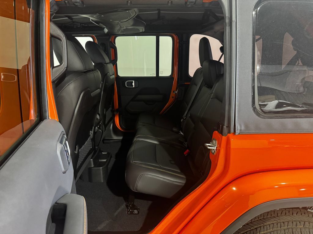 New 2026 Jeep Wrangler Unlimited Sahara AWD/4WD image 17