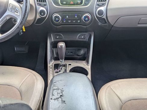 Used 2013 Hyundai Tucson GLS FWD image 18