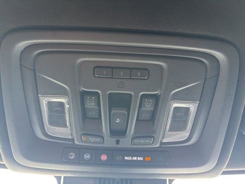 Used 2023 GMC Sierra 1500 AT4X image 26