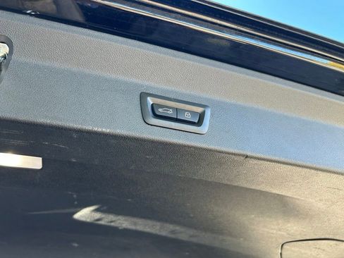 Used 2024 BMW X3 sDrive30i image 43