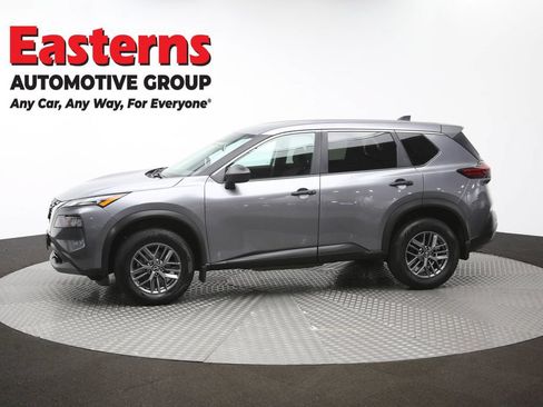 Used 2023 Nissan Rogue S AWD/4WD image 59