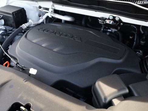 New 2026 Honda Odyssey Touring image 11